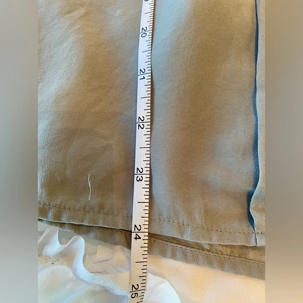 Talbots Gray Silk Sleeveless Shell Blouse with pleat details Size 18 - Picture 11 of 12